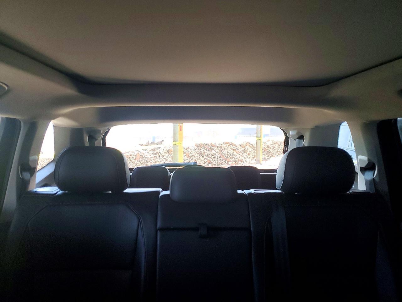 VOLKSWAGEN TIGUAN 2019 — 11