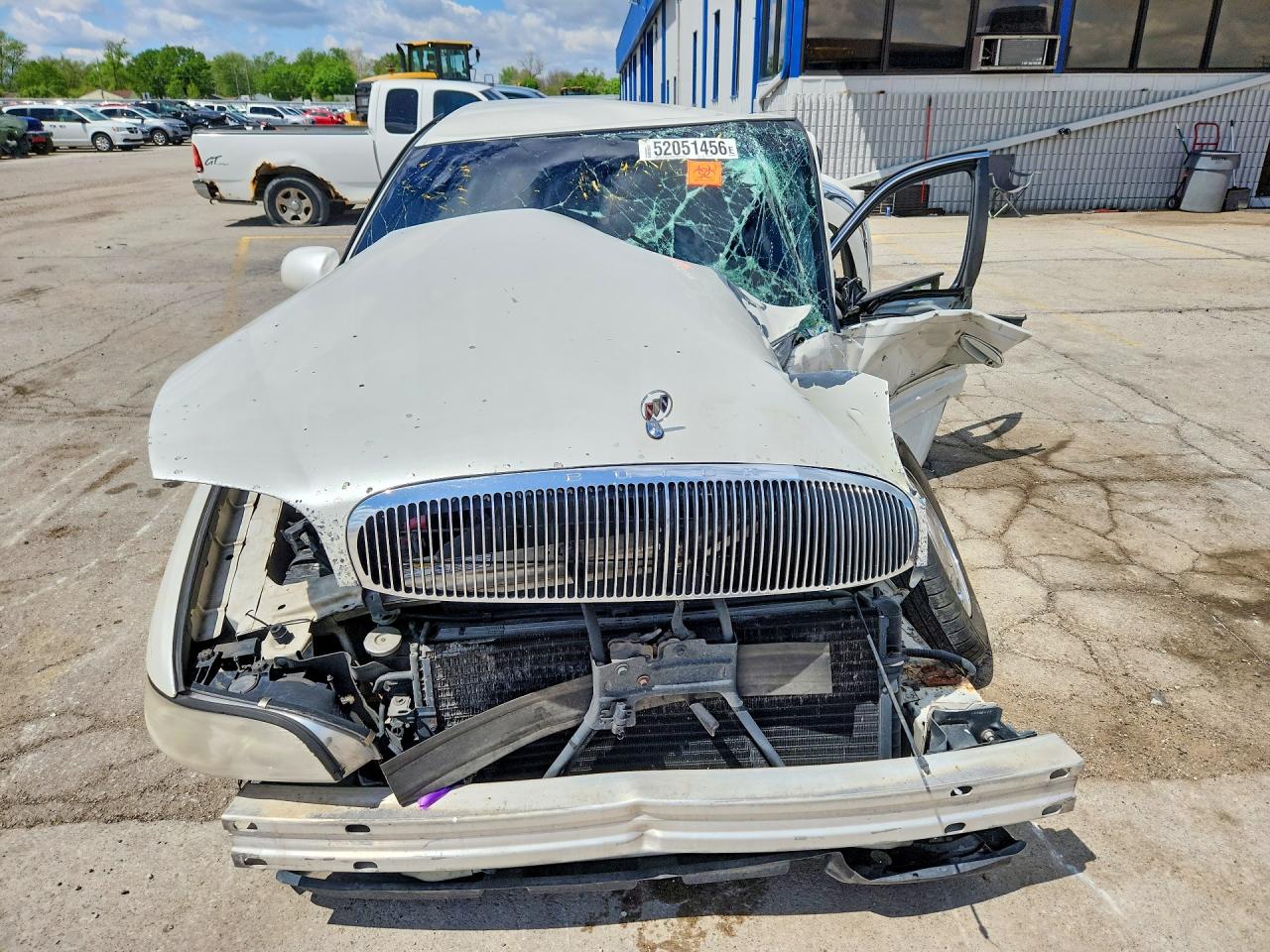 BUICK PARK AVENUE 2000 — 6