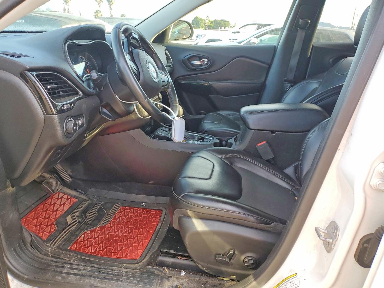 JEEP CHEROKEE 2019 — 8