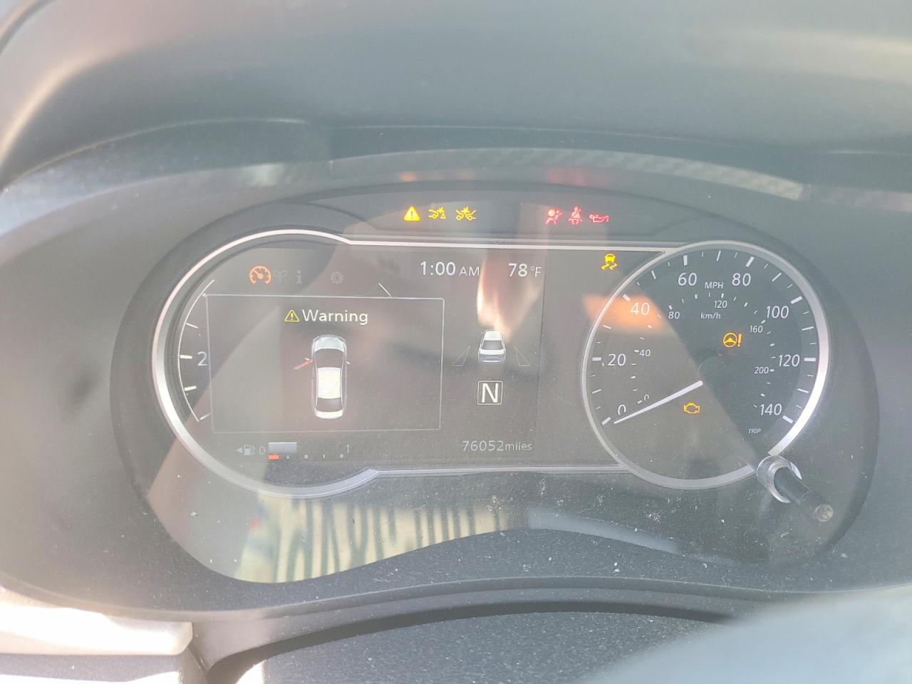 NISSAN VERSA 2021 — 10