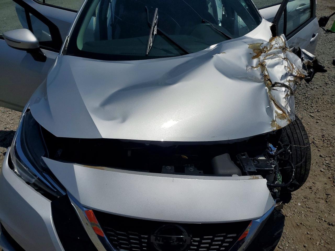 NISSAN VERSA 2021 — 12