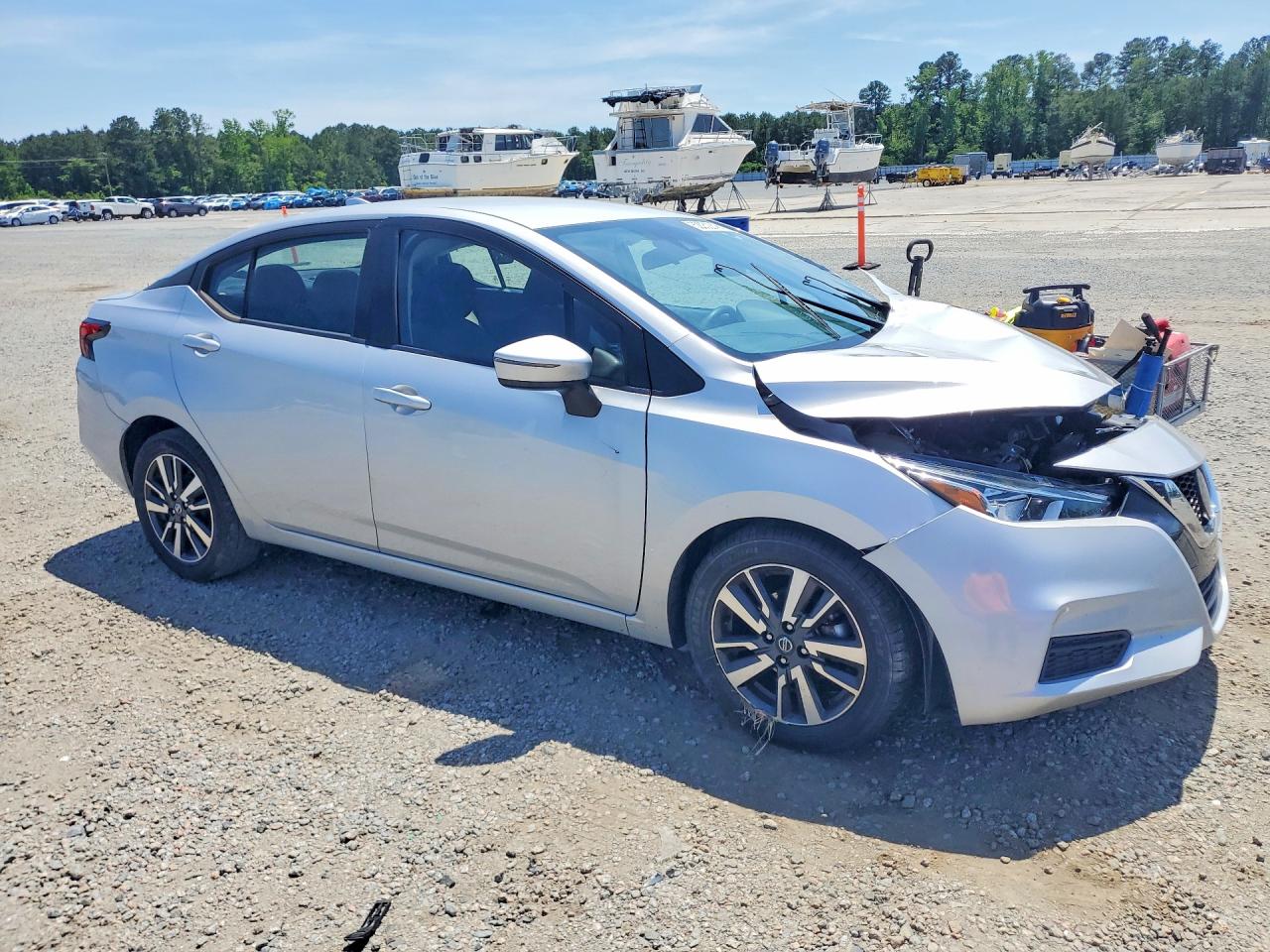 NISSAN VERSA 2021 — 5