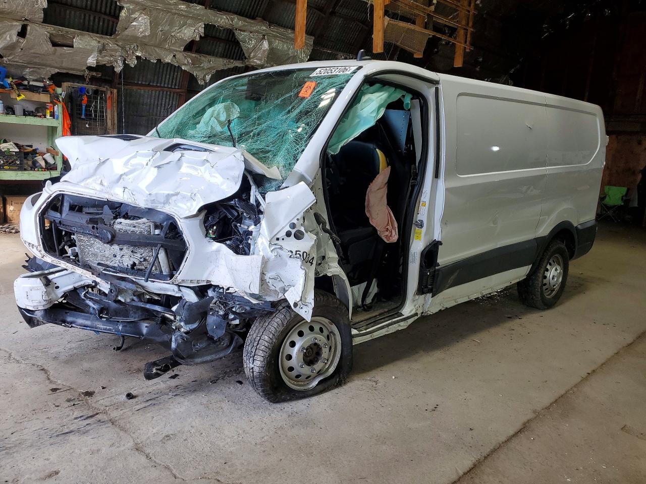 FORD TRANSIT 2024 — 2