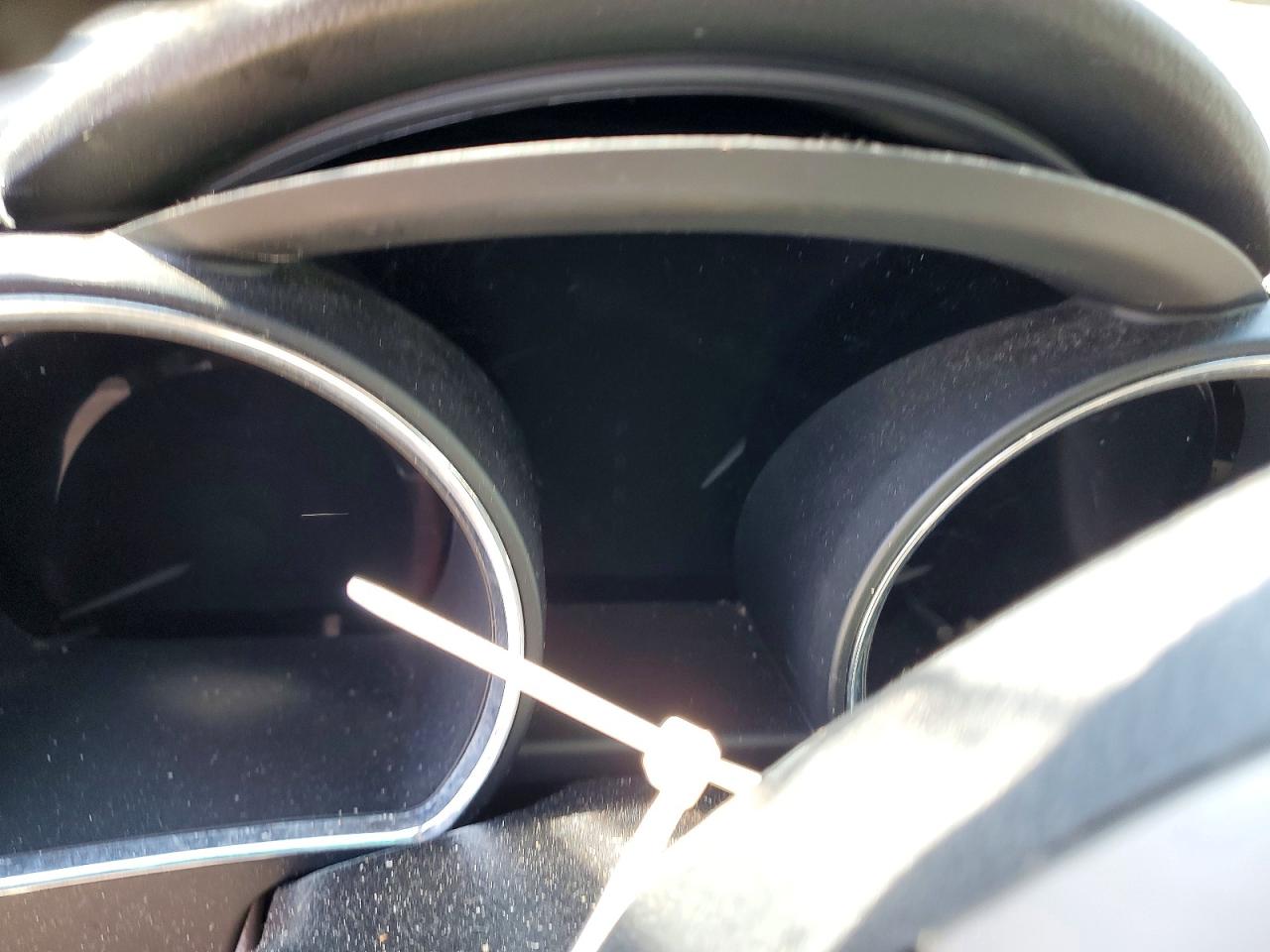 TOYOTA HIGHLANDER 2010 — 10