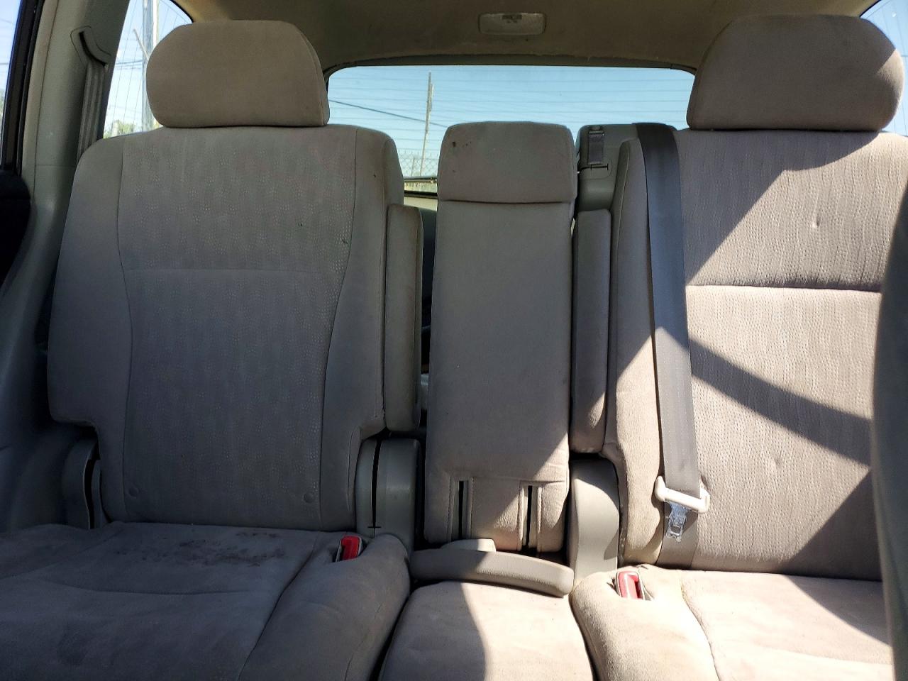 TOYOTA HIGHLANDER 2010 — 11