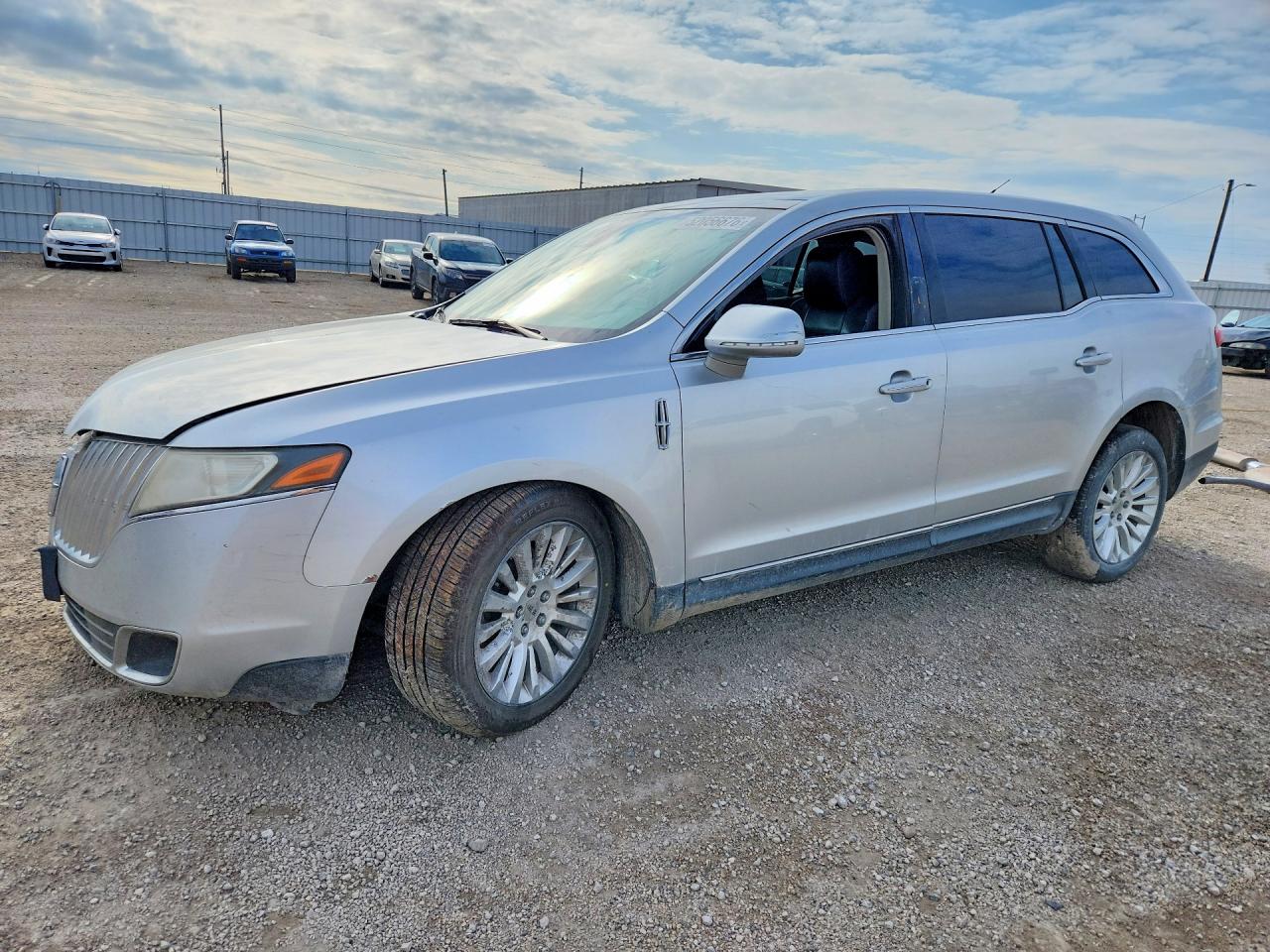 2010 LINCOLN MKT