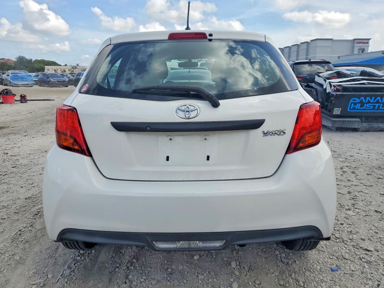 TOYOTA YARIS 2016 — 7