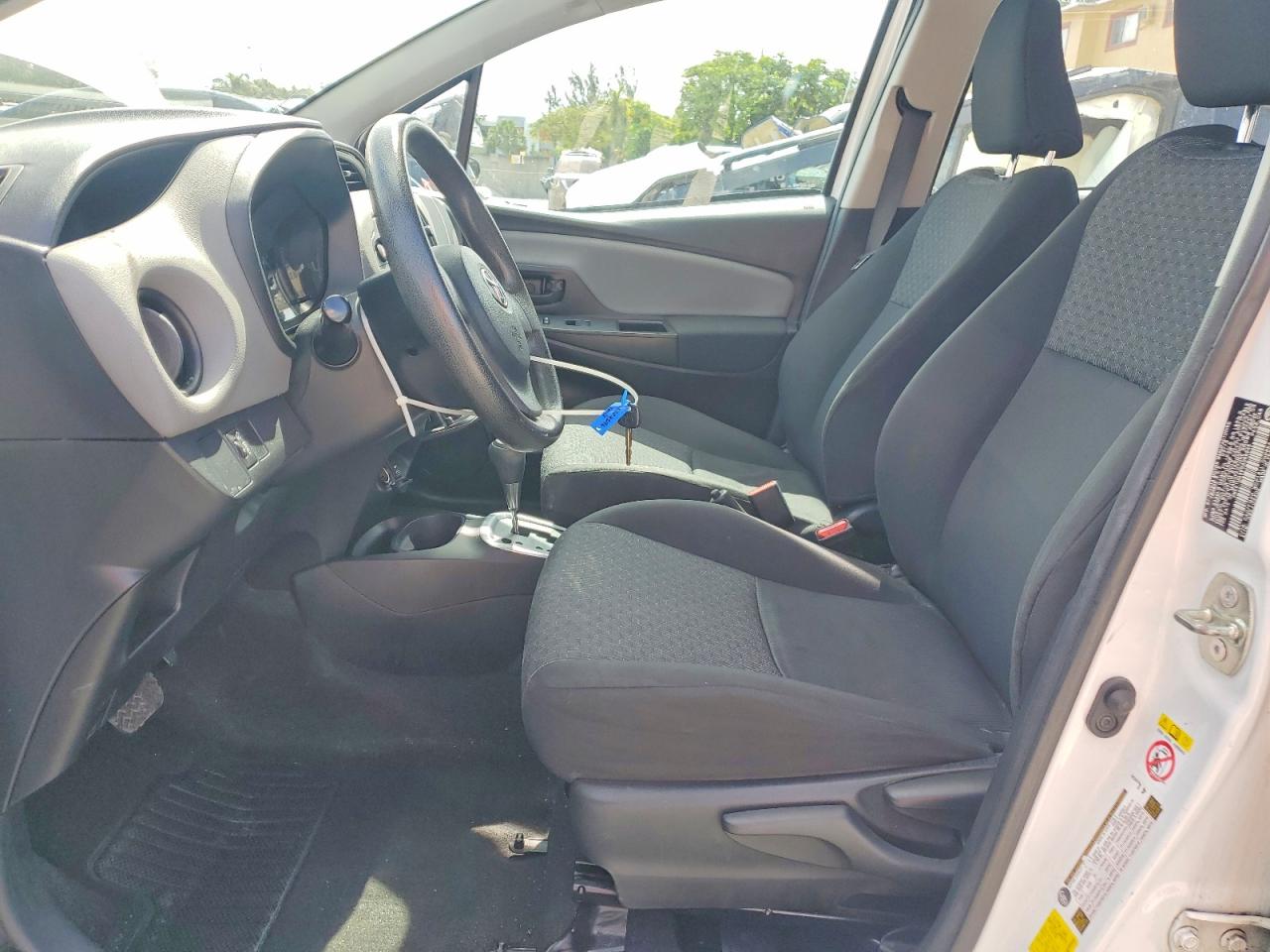 TOYOTA YARIS 2016 — 8