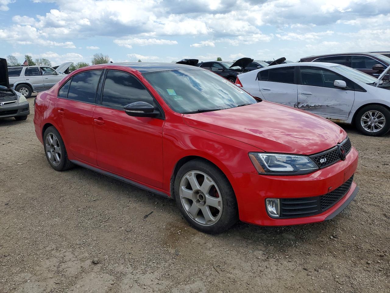 VOLKSWAGEN JETTA 2013 — 5