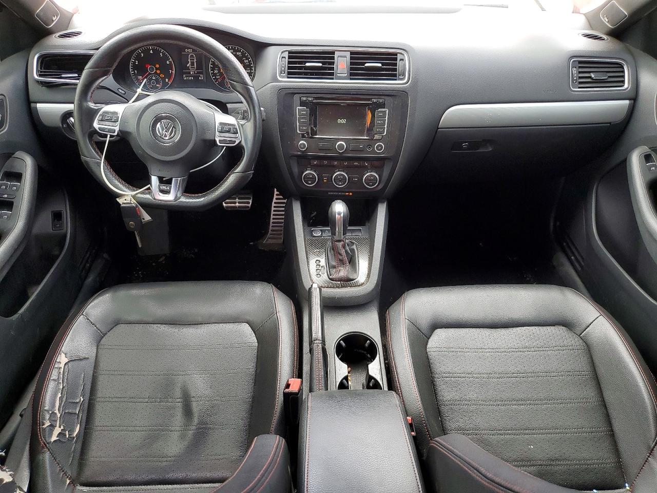 VOLKSWAGEN JETTA 2013 — 9