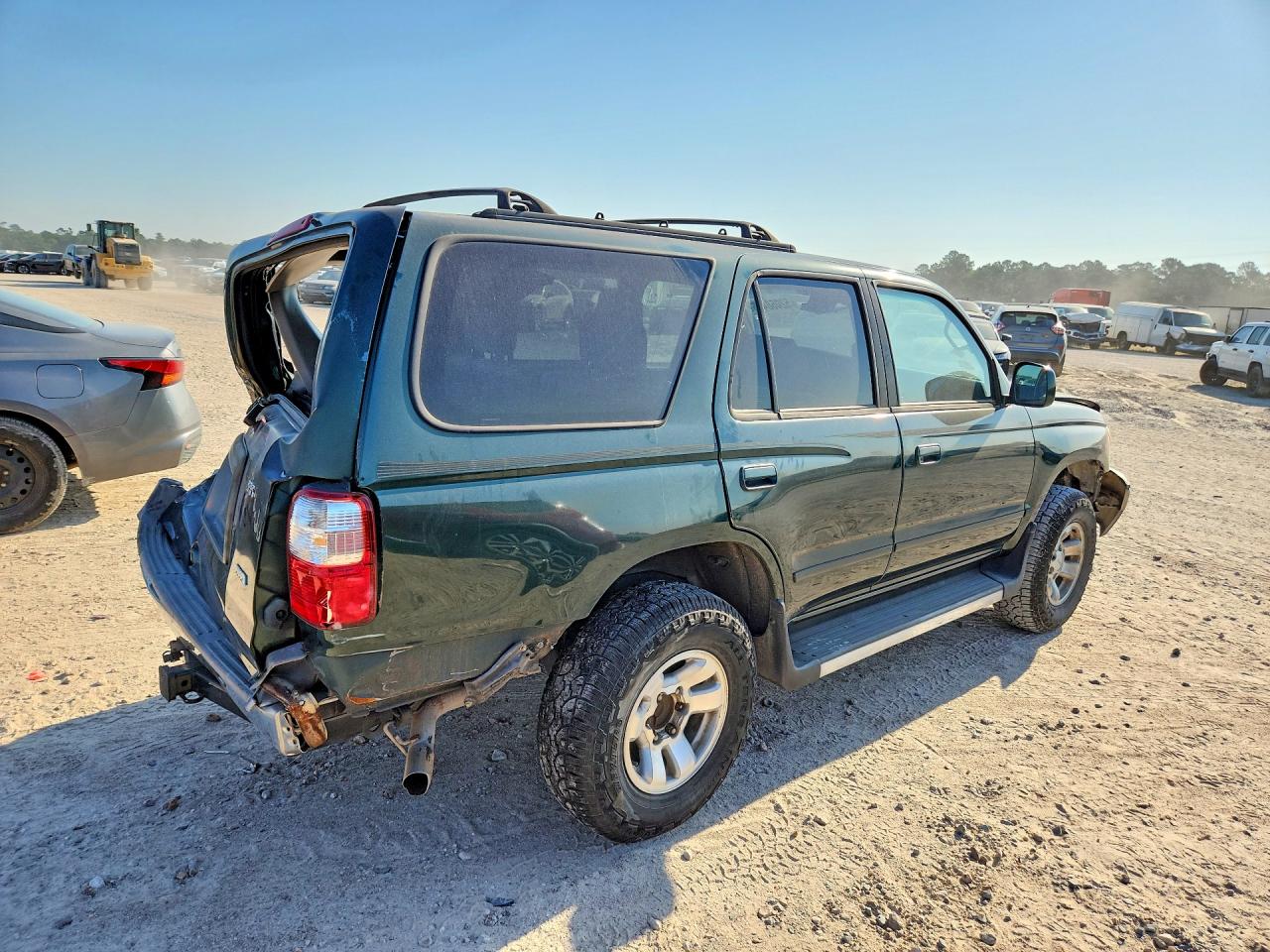 TOYOTA 4RUNNER 2001 — 4