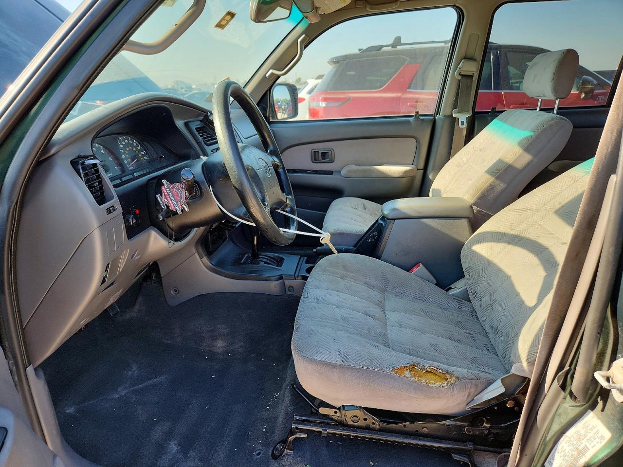TOYOTA 4RUNNER 2001 — 8