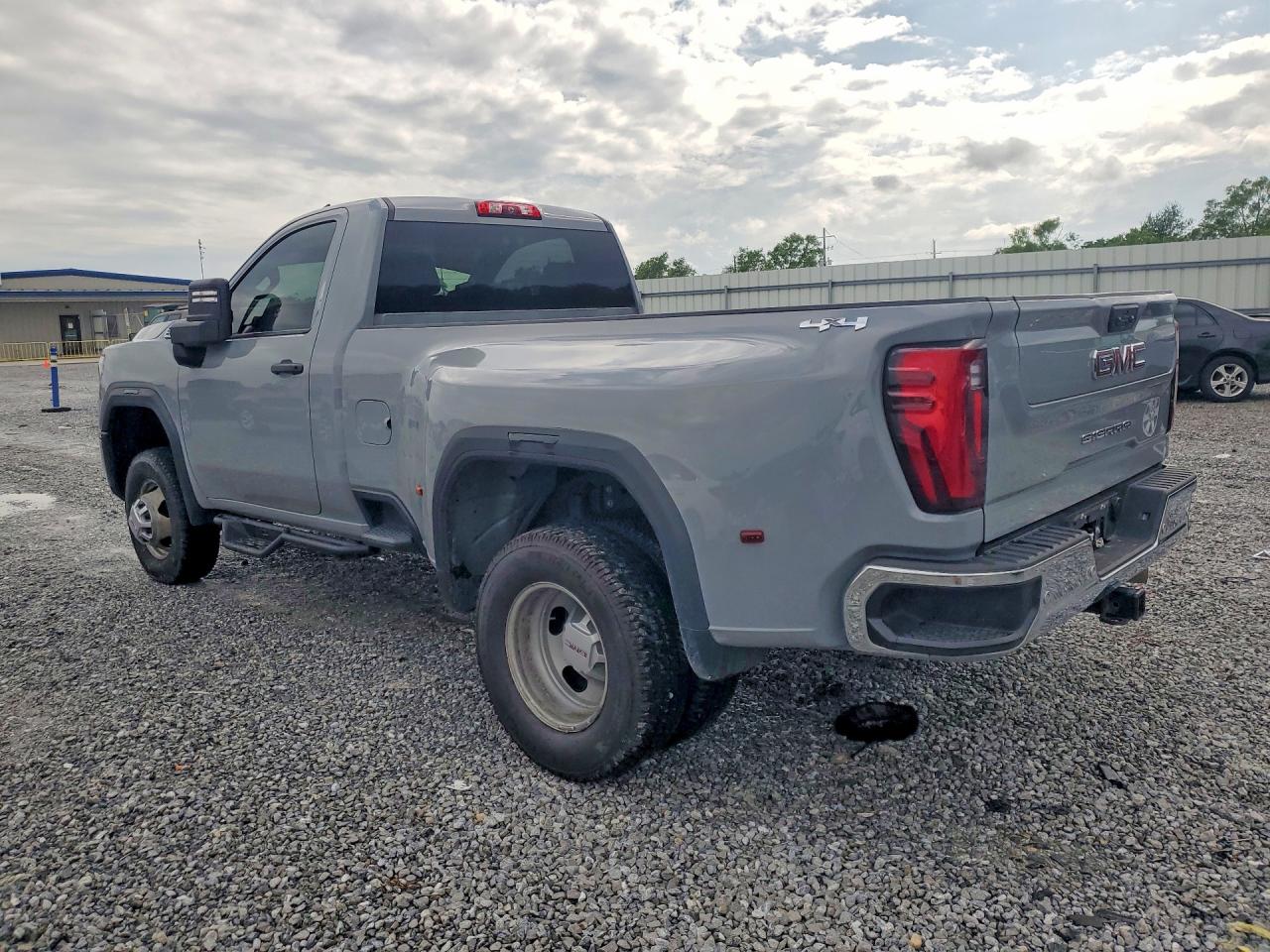 GMC SIERRA 2025 — 3