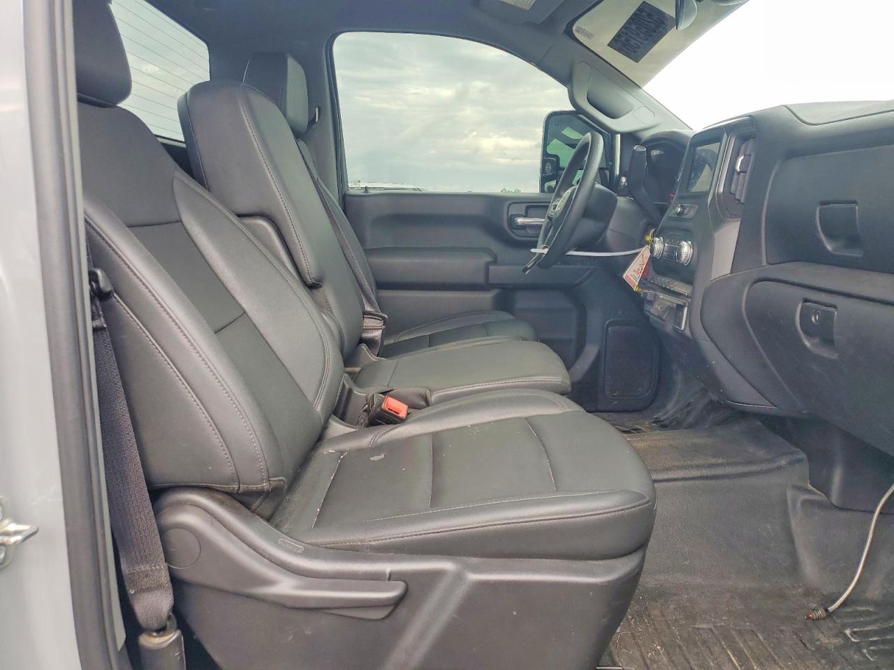 GMC SIERRA 2025 — 11