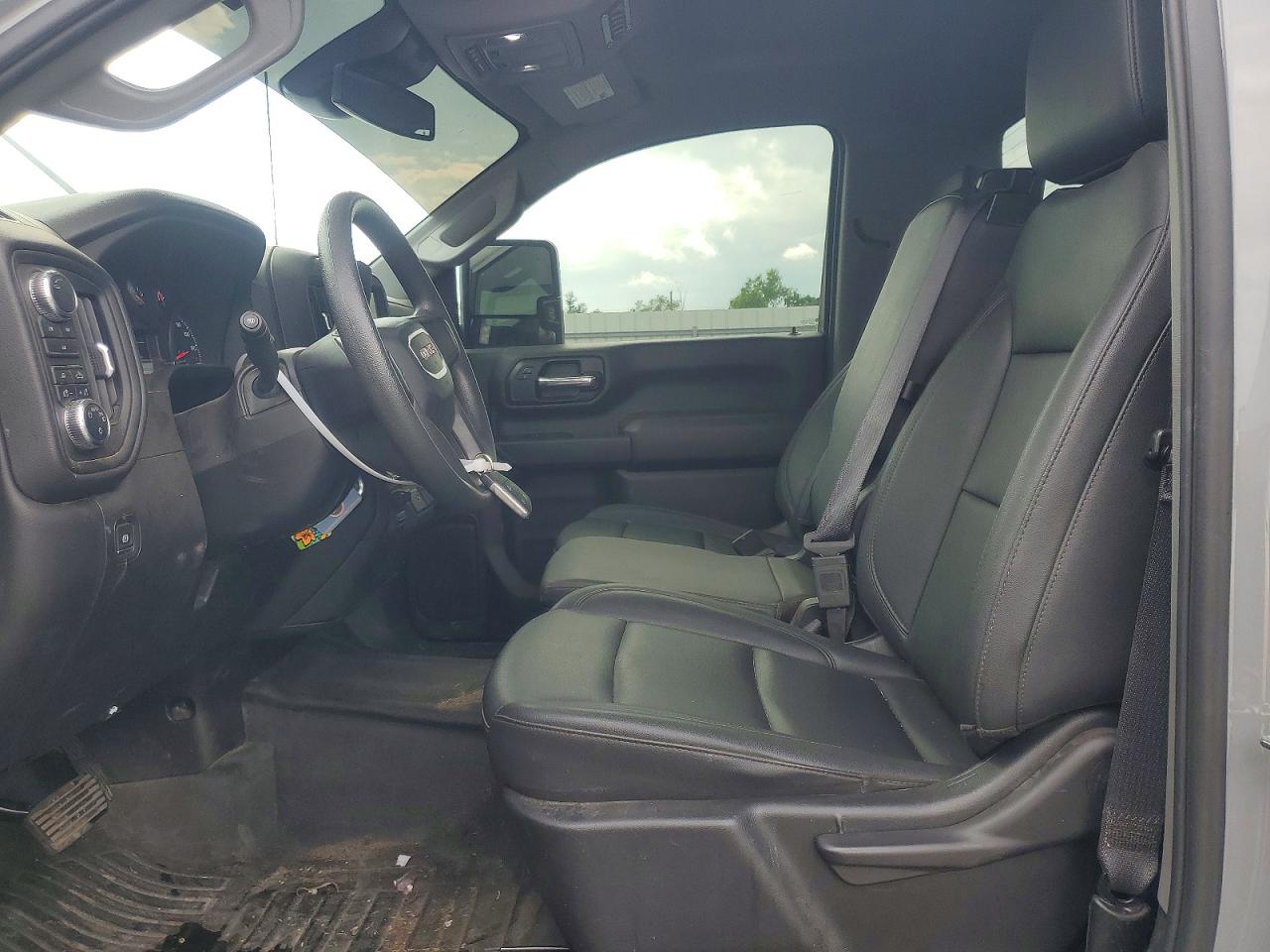 GMC SIERRA 2025 — 8