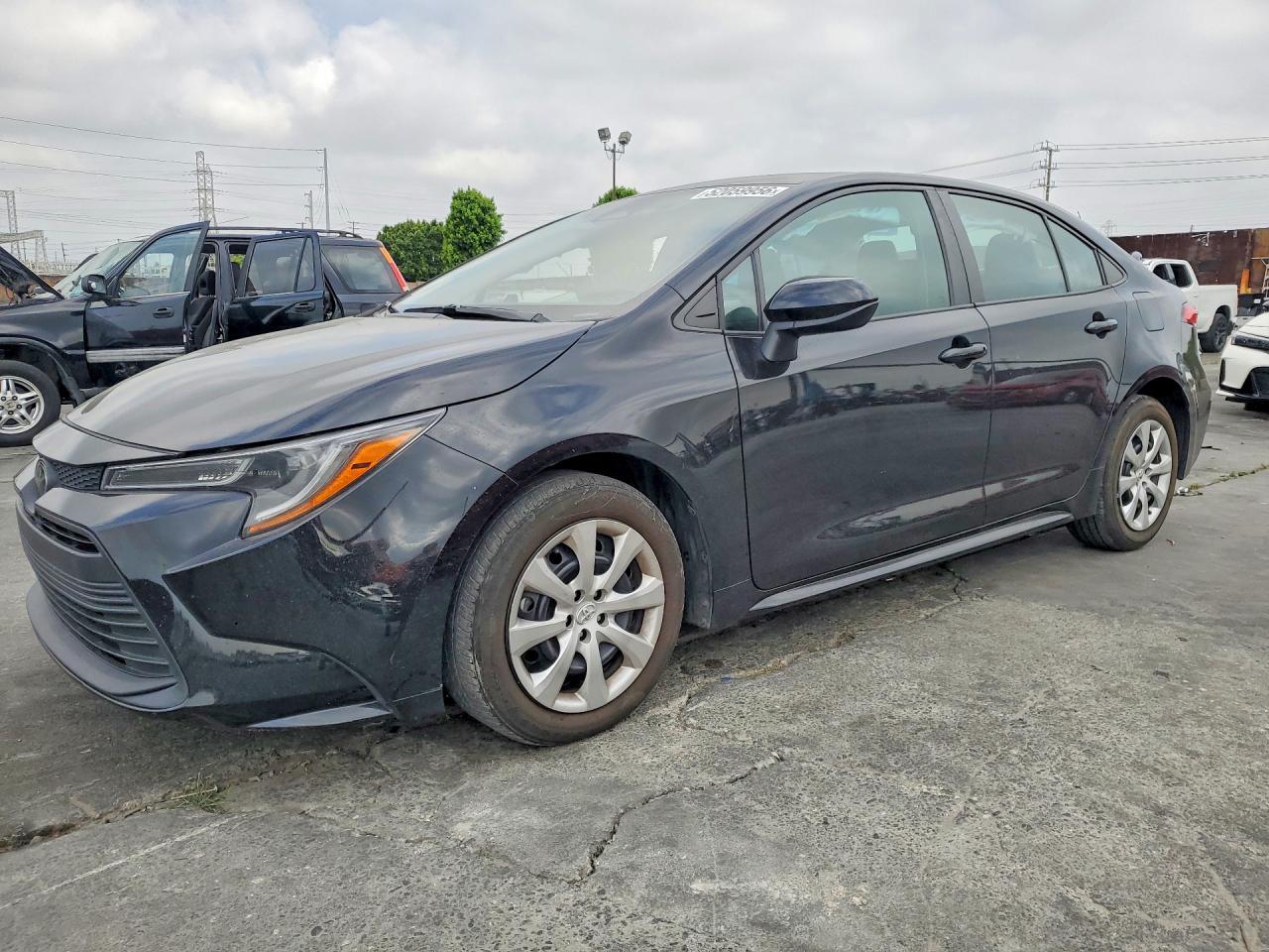 TOYOTA COROLLA 2024 — 2