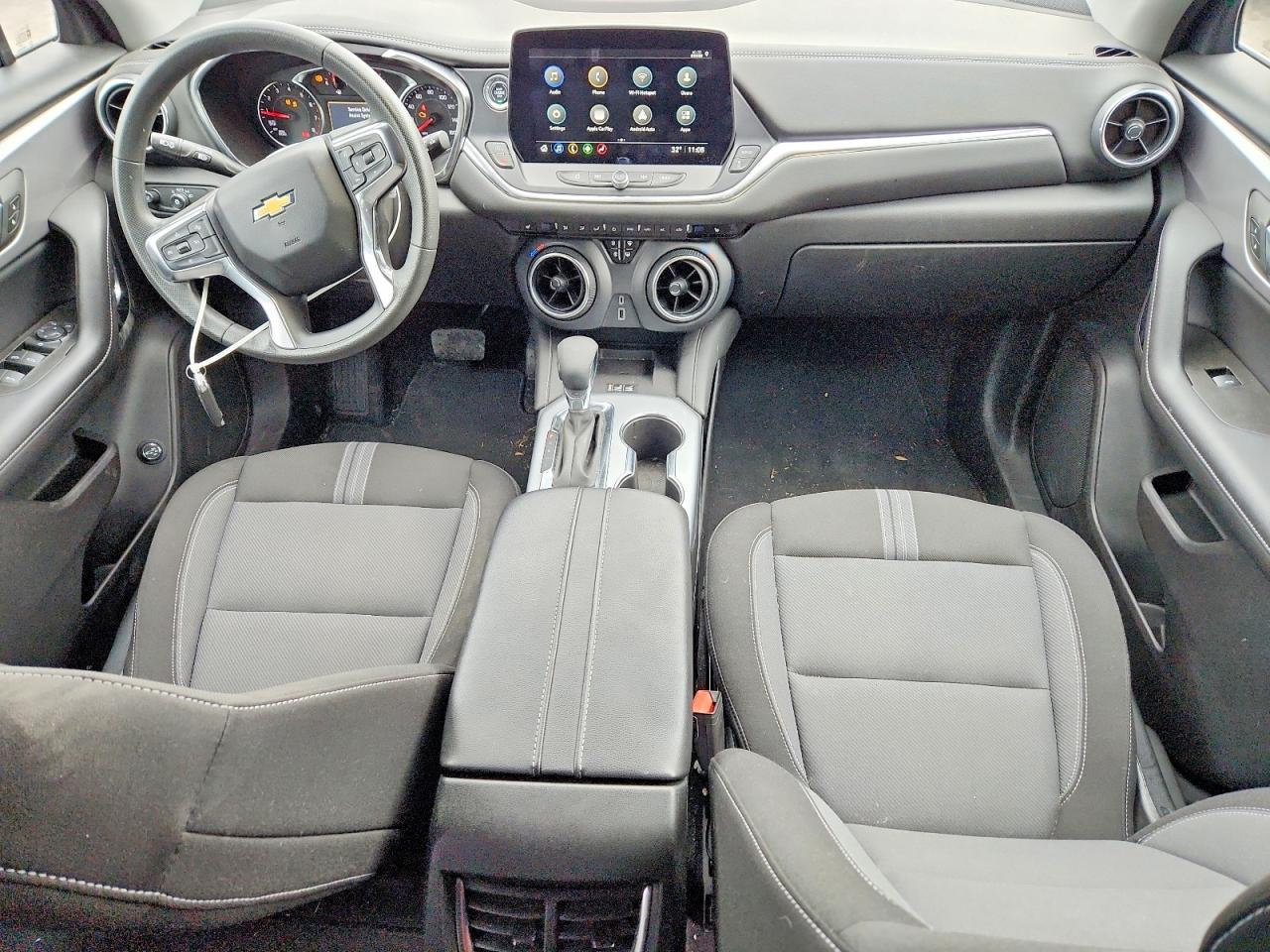 CHEVROLET BLAZER 2024 — 9