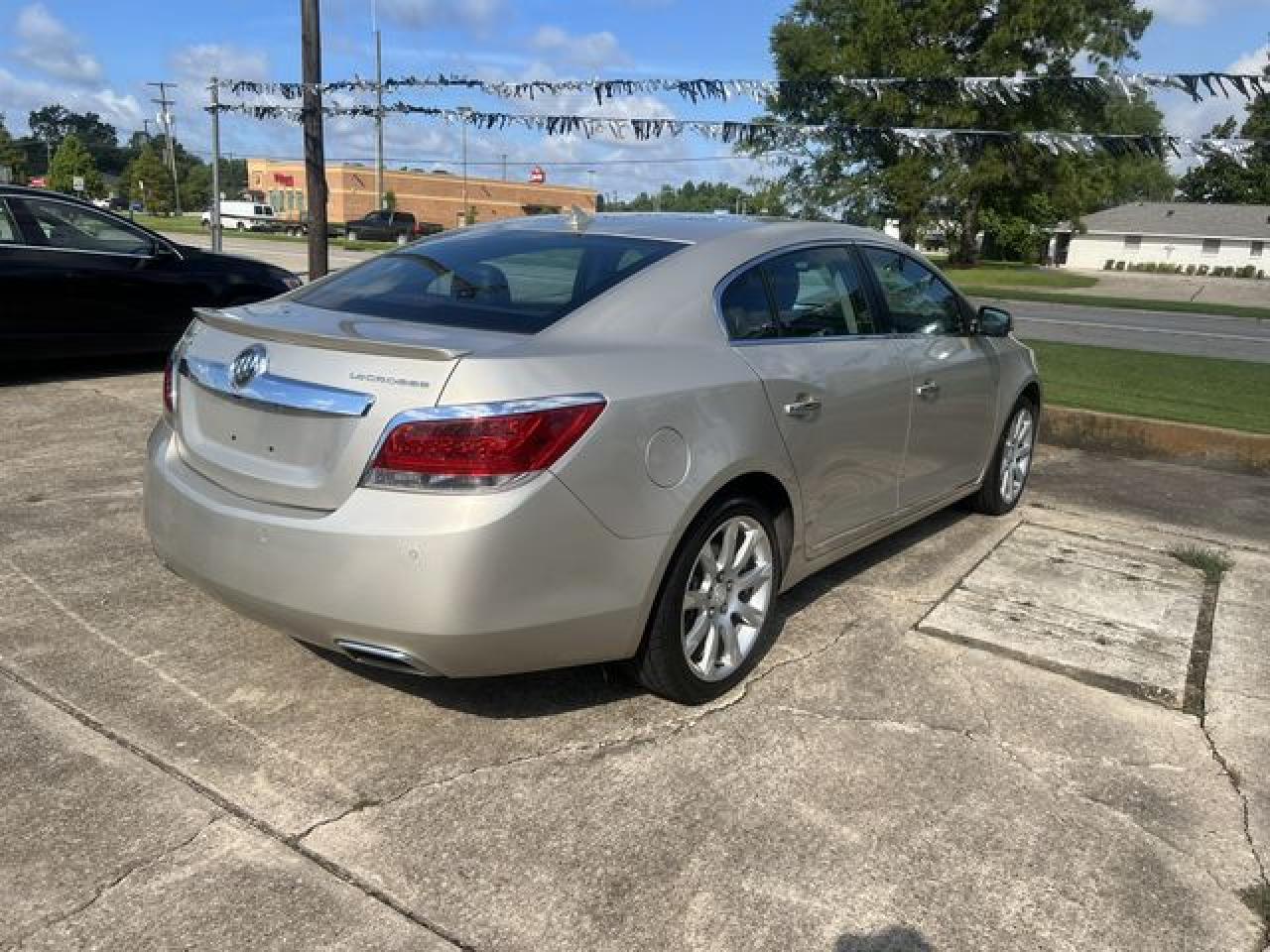 BUICK LACROSSE 2013 — 3