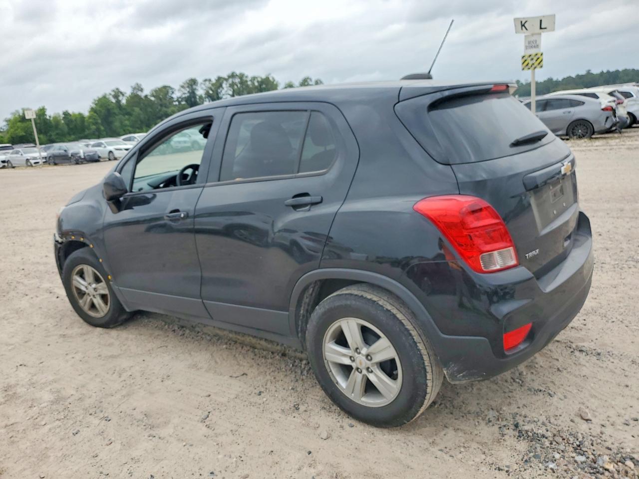 CHEVROLET TRAX 2020 — 3
