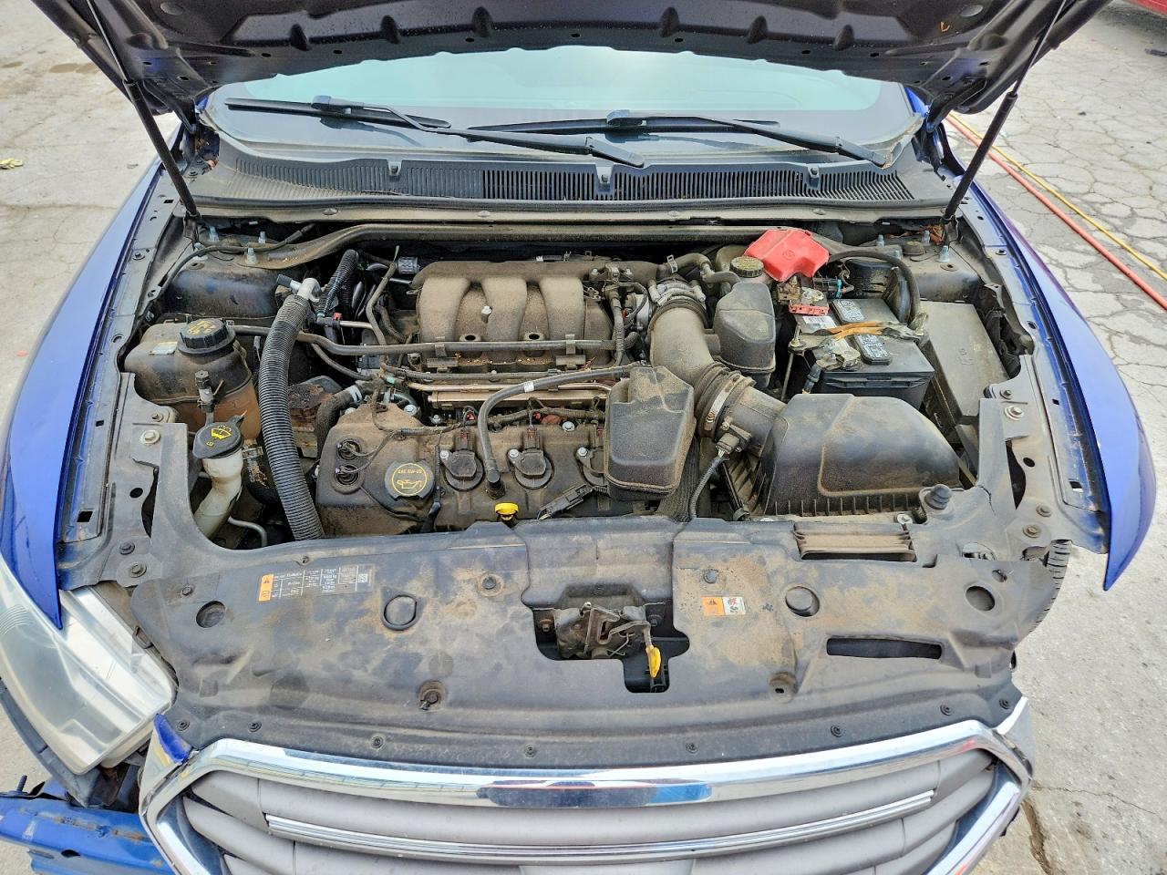 FORD TAURUS 2015 — 12