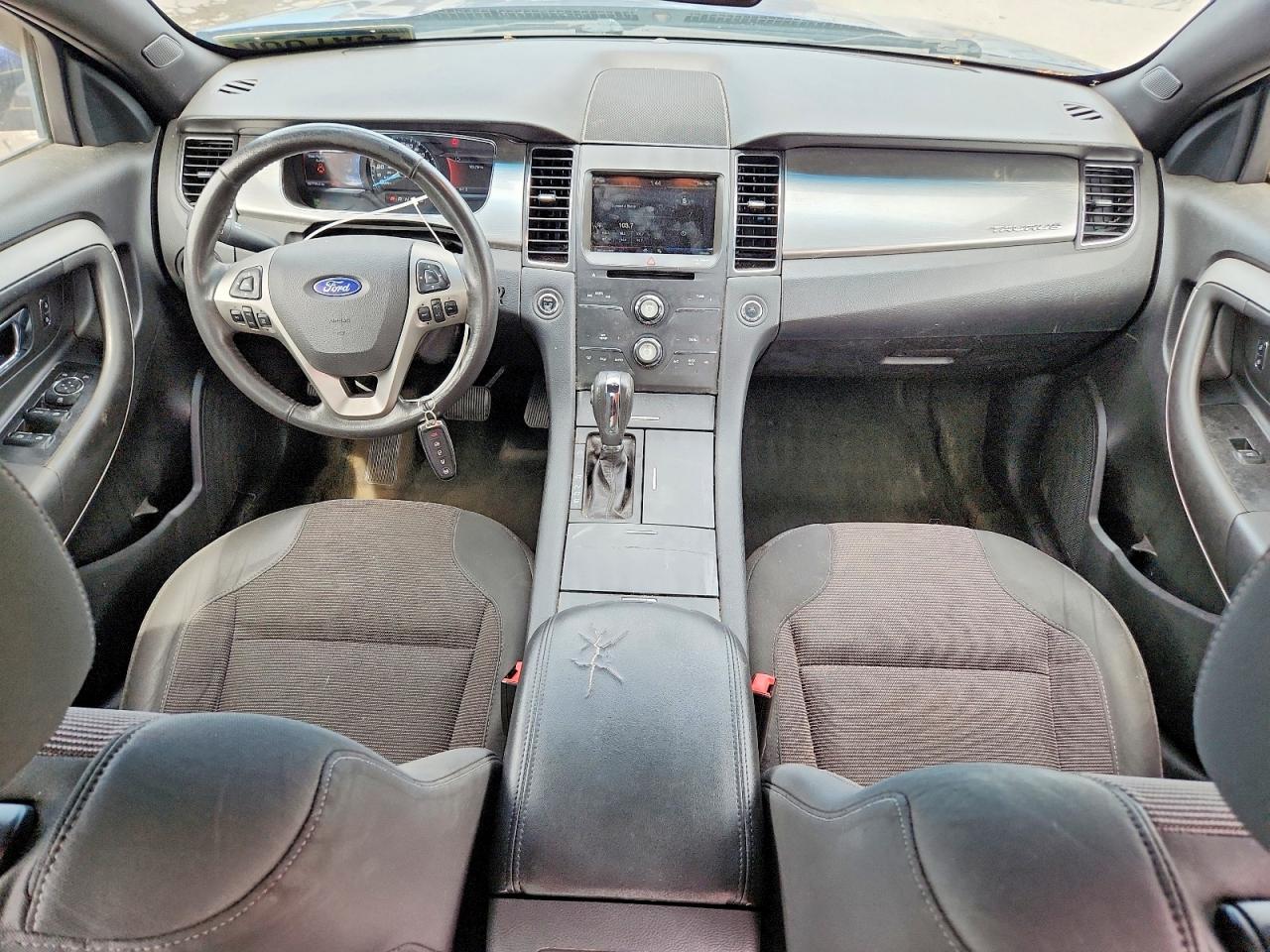 FORD TAURUS 2015 — 9