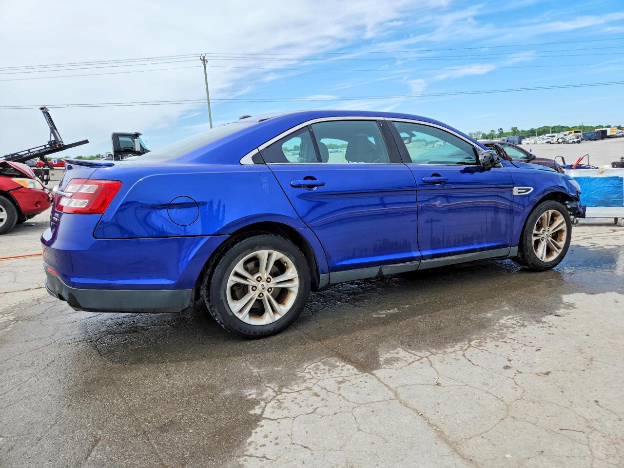 FORD TAURUS 2015 — 4