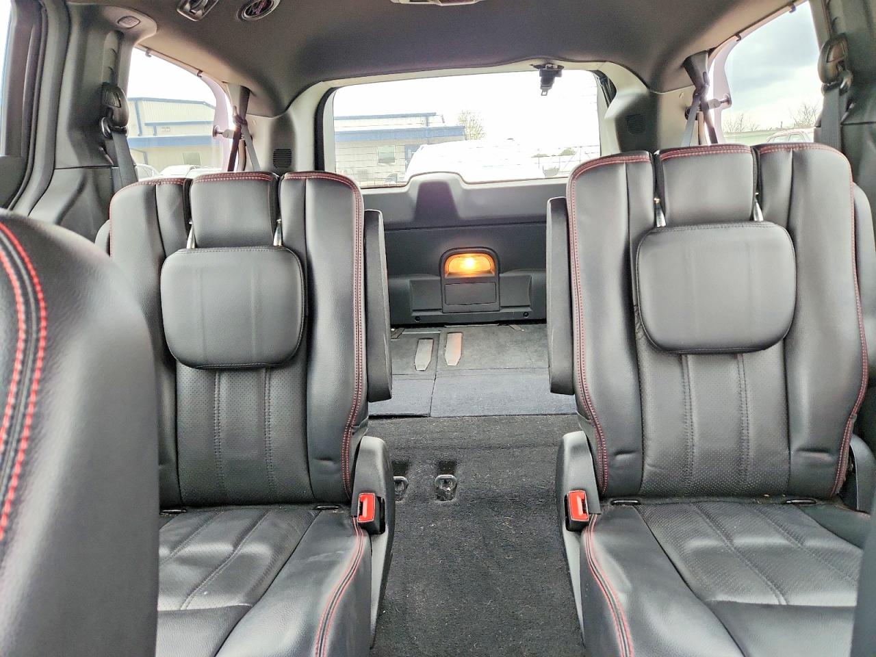 DODGE GRAND CARAVAN 2012 — 11