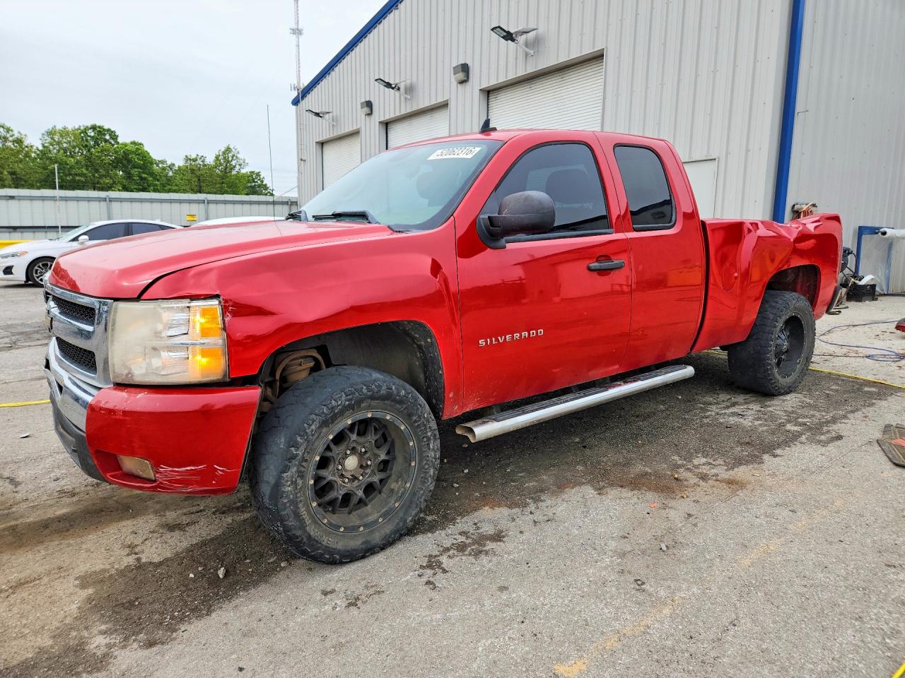 CHEVROLET SILVERADO 2011 — 2