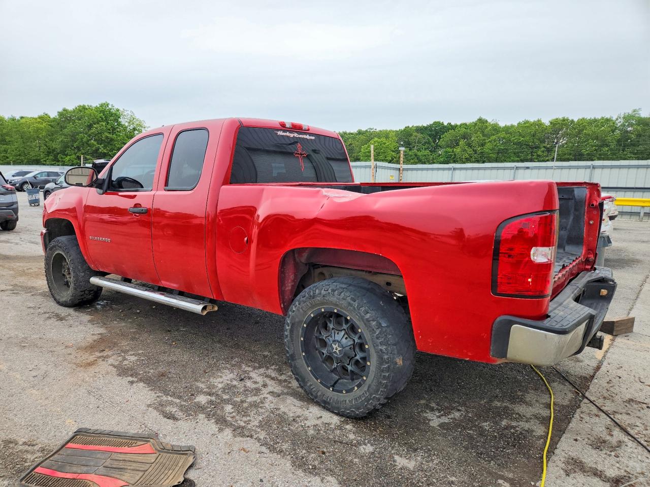 CHEVROLET SILVERADO 2011 — 3