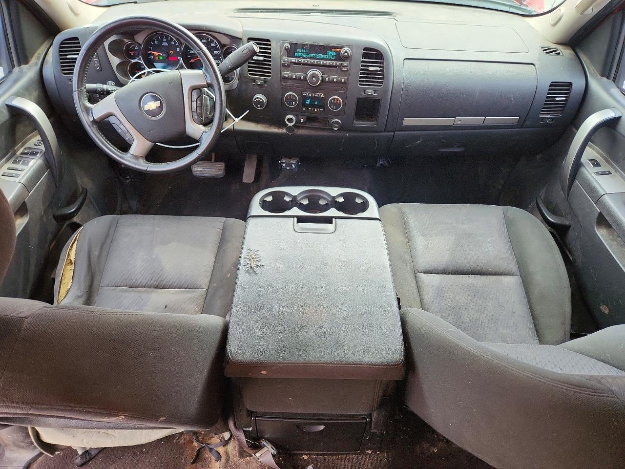 CHEVROLET SILVERADO 2011 — 9