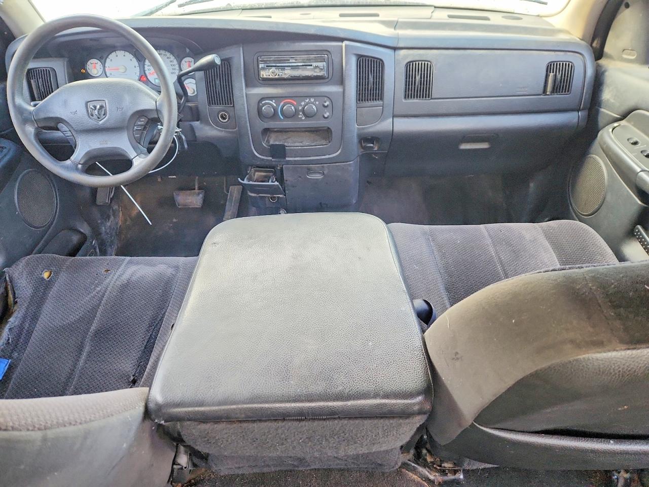 DODGE RAM 1500 2003 — 9