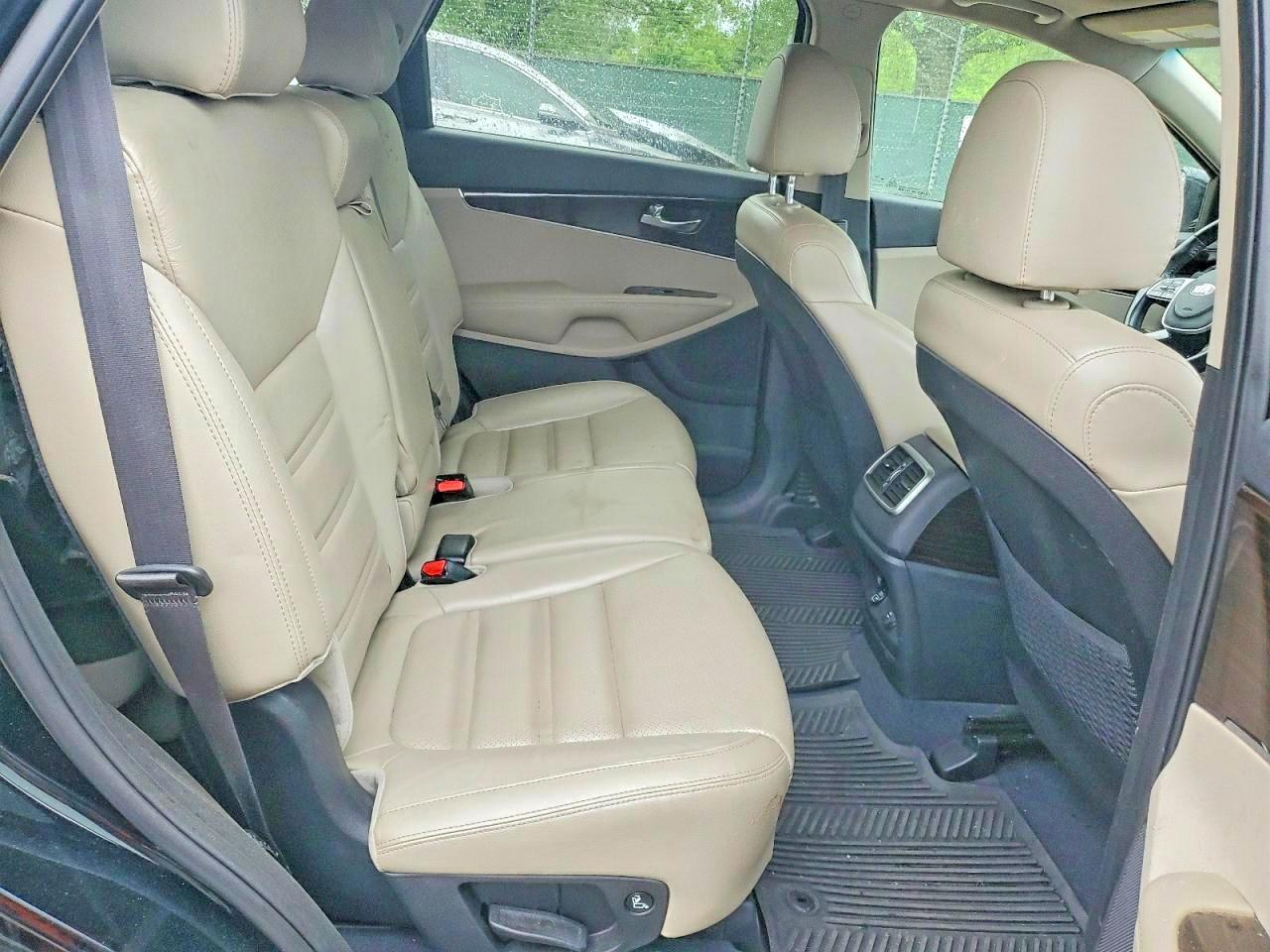 KIA SORENTO 2020 — 12