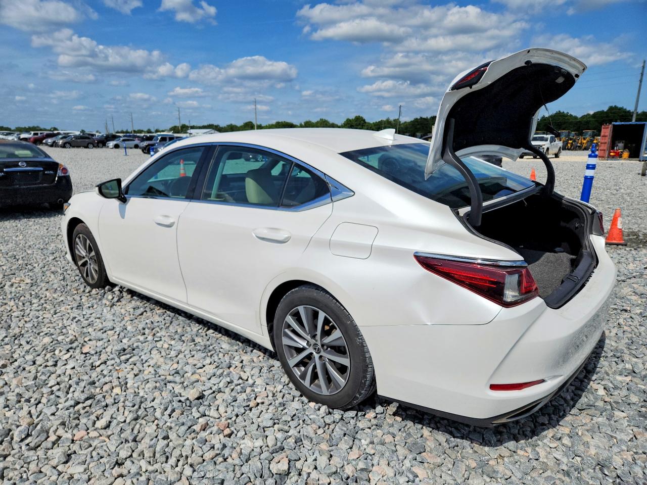 LEXUS ES 350 2021 — 3