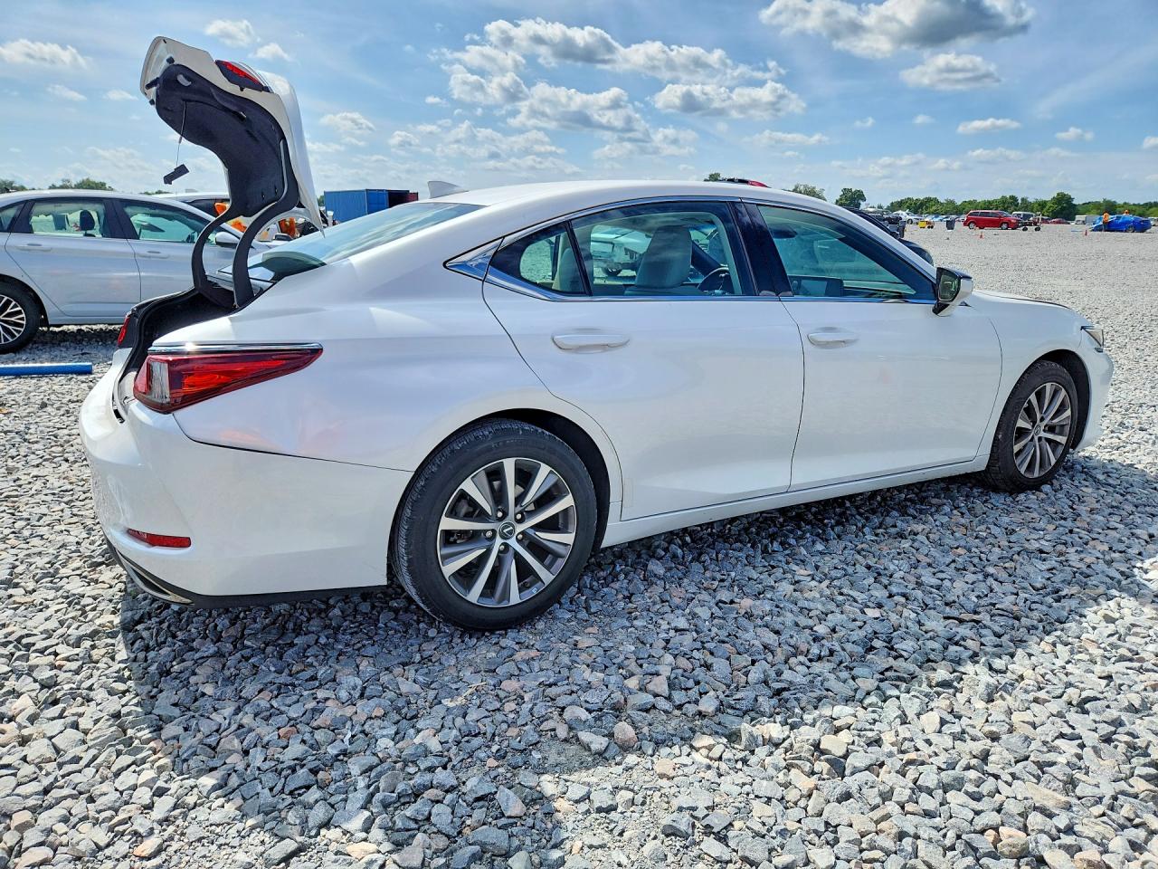 LEXUS ES 350 2021 — 4