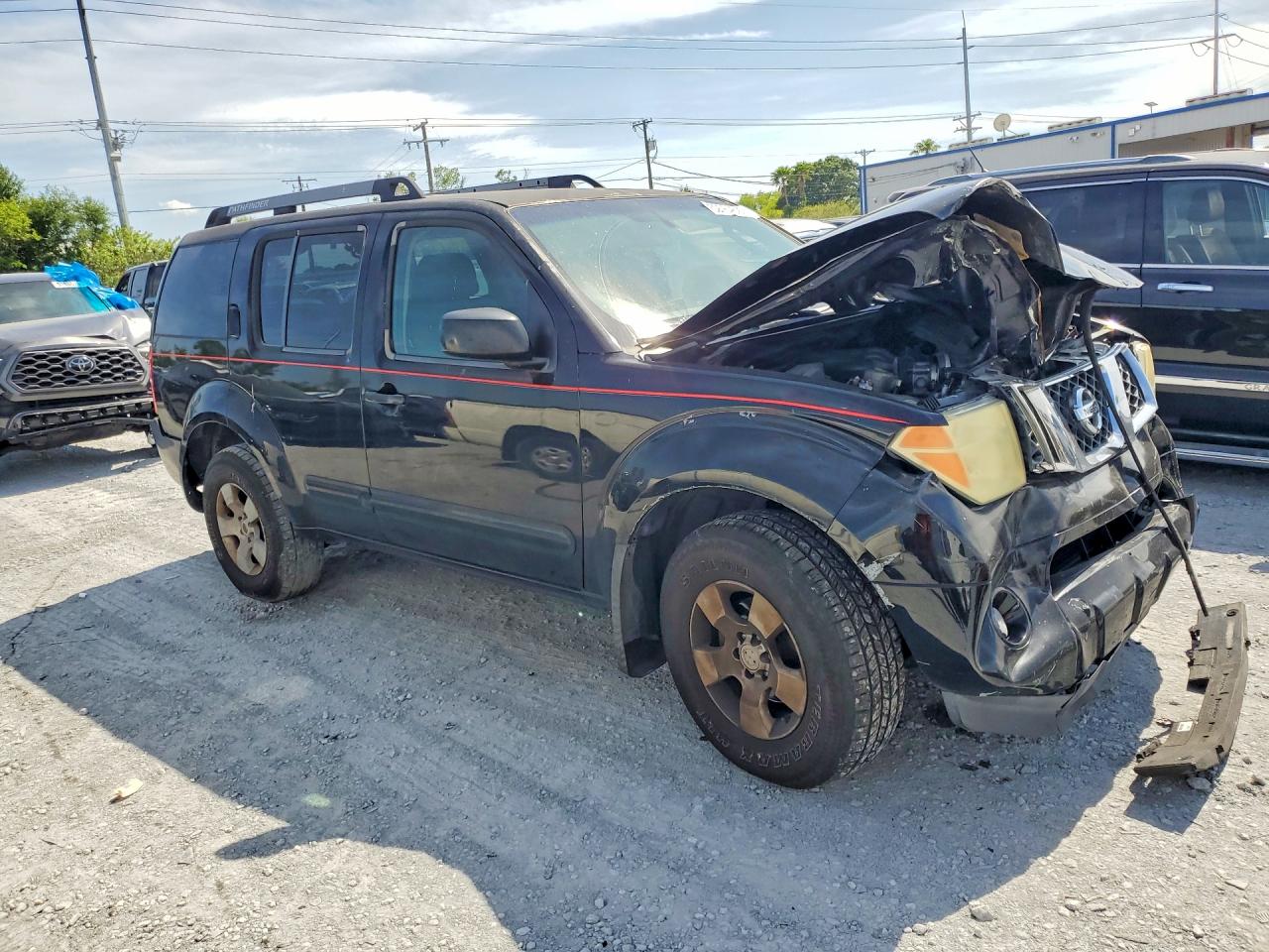 NISSAN PATHFINDER 2005 — 5