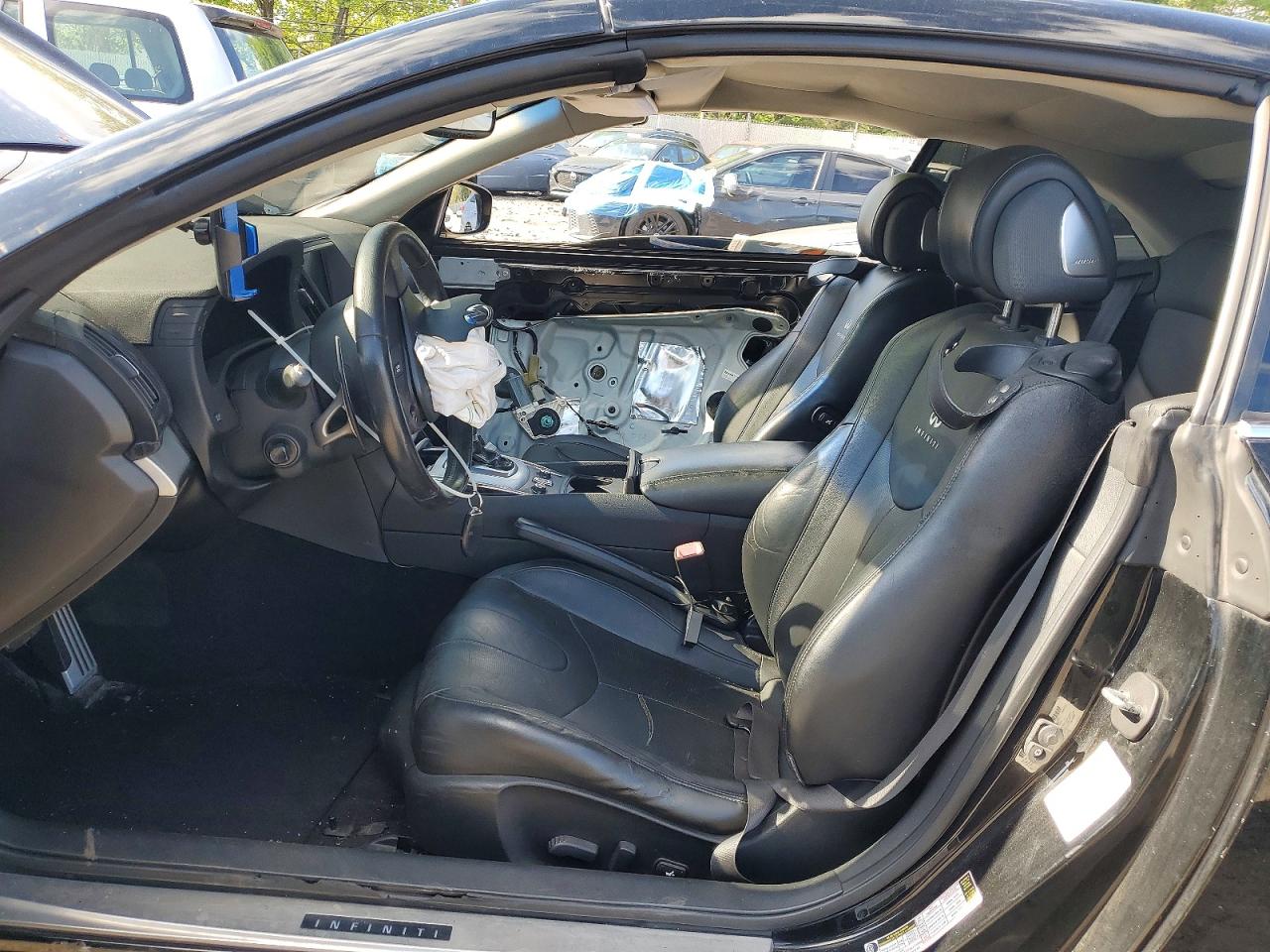 INFINITI G37 CONVERTIBLE 2012 — 8