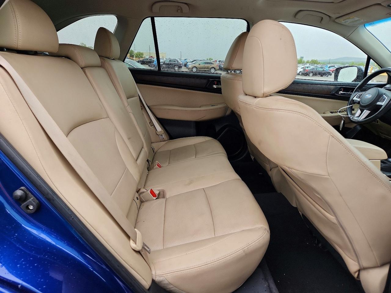 SUBARU OUTBACK 2017 — 12