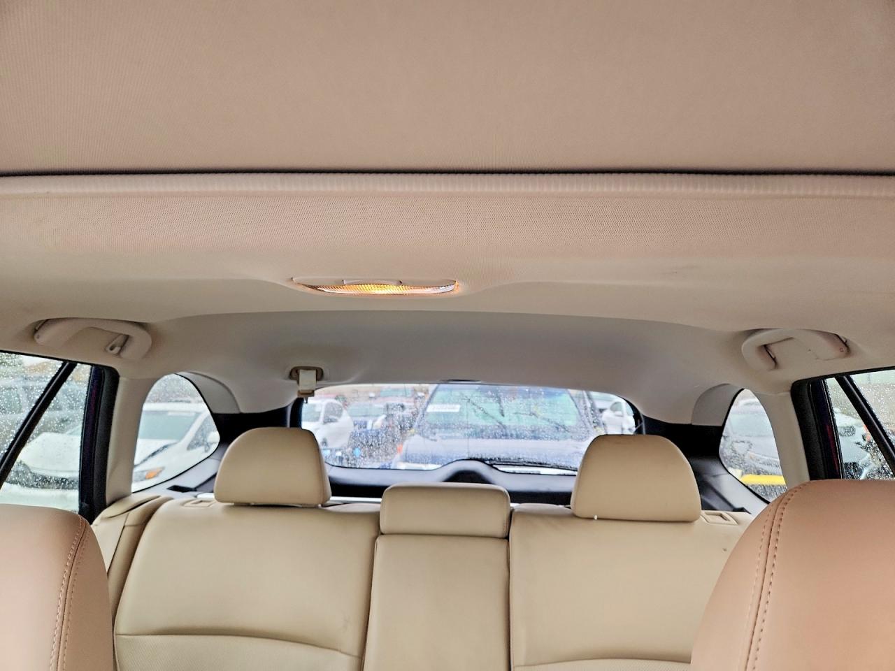 SUBARU OUTBACK 2017 — 11