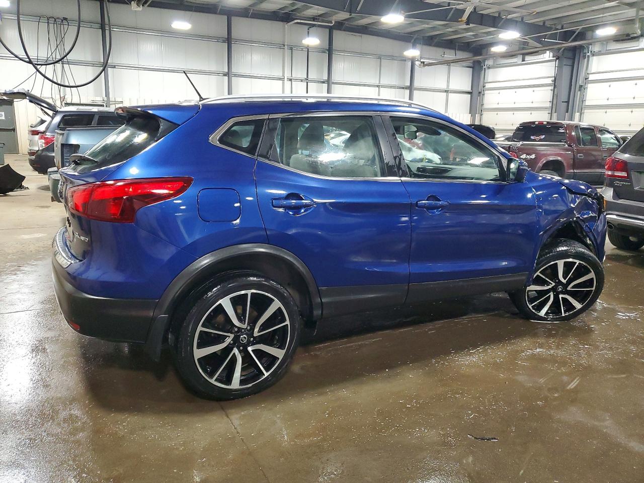 NISSAN ROGUE SPORT 2018 — 4