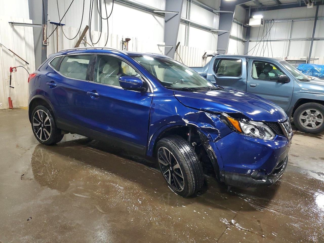 NISSAN ROGUE SPORT 2018 — 5