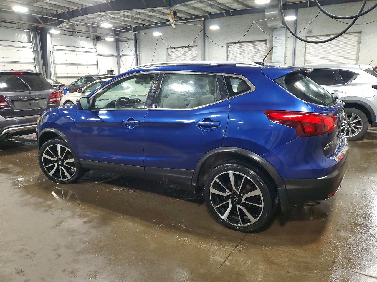 NISSAN ROGUE SPORT 2018 — 3