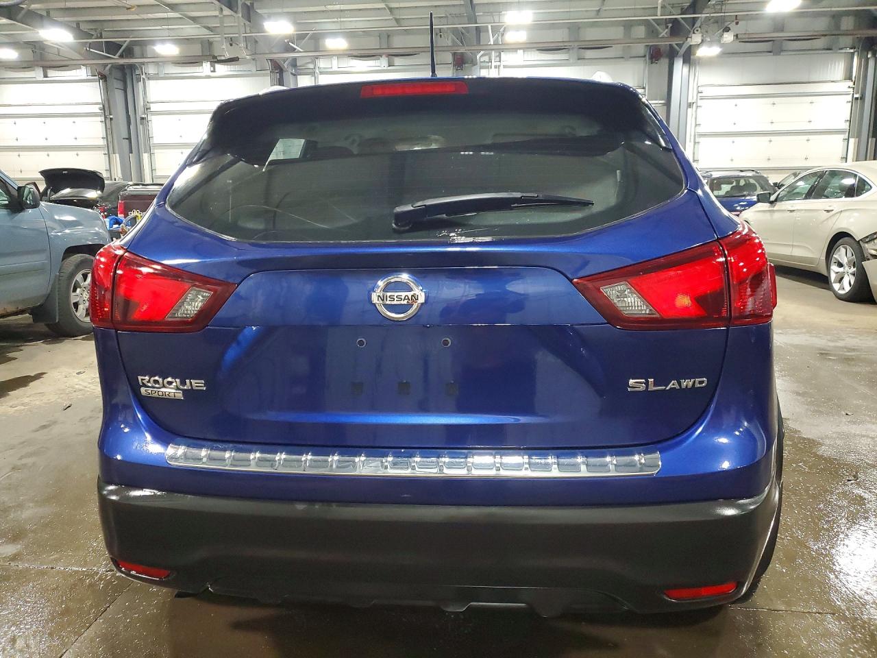 NISSAN ROGUE SPORT 2018 — 7