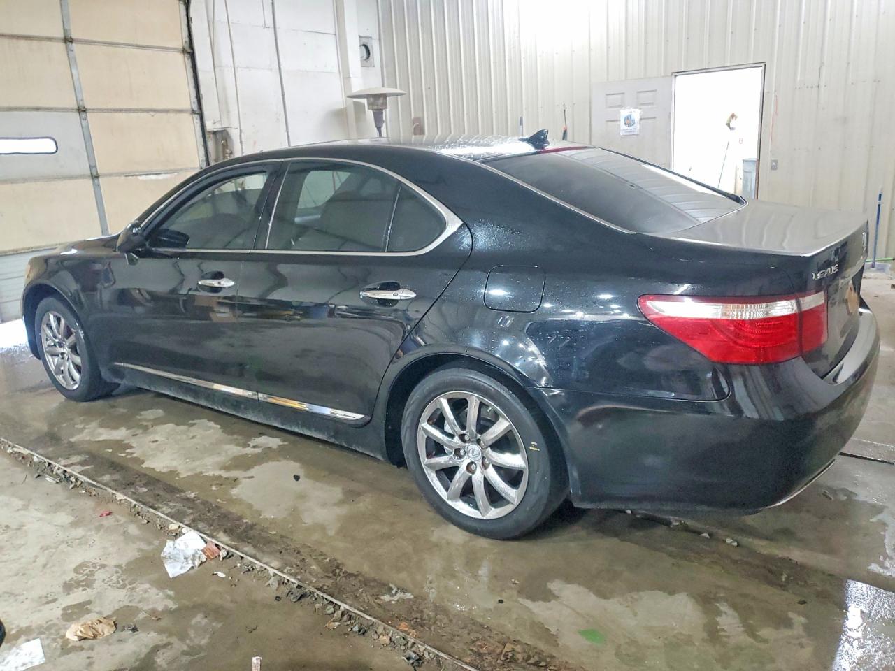 LEXUS LS 2008 — 3