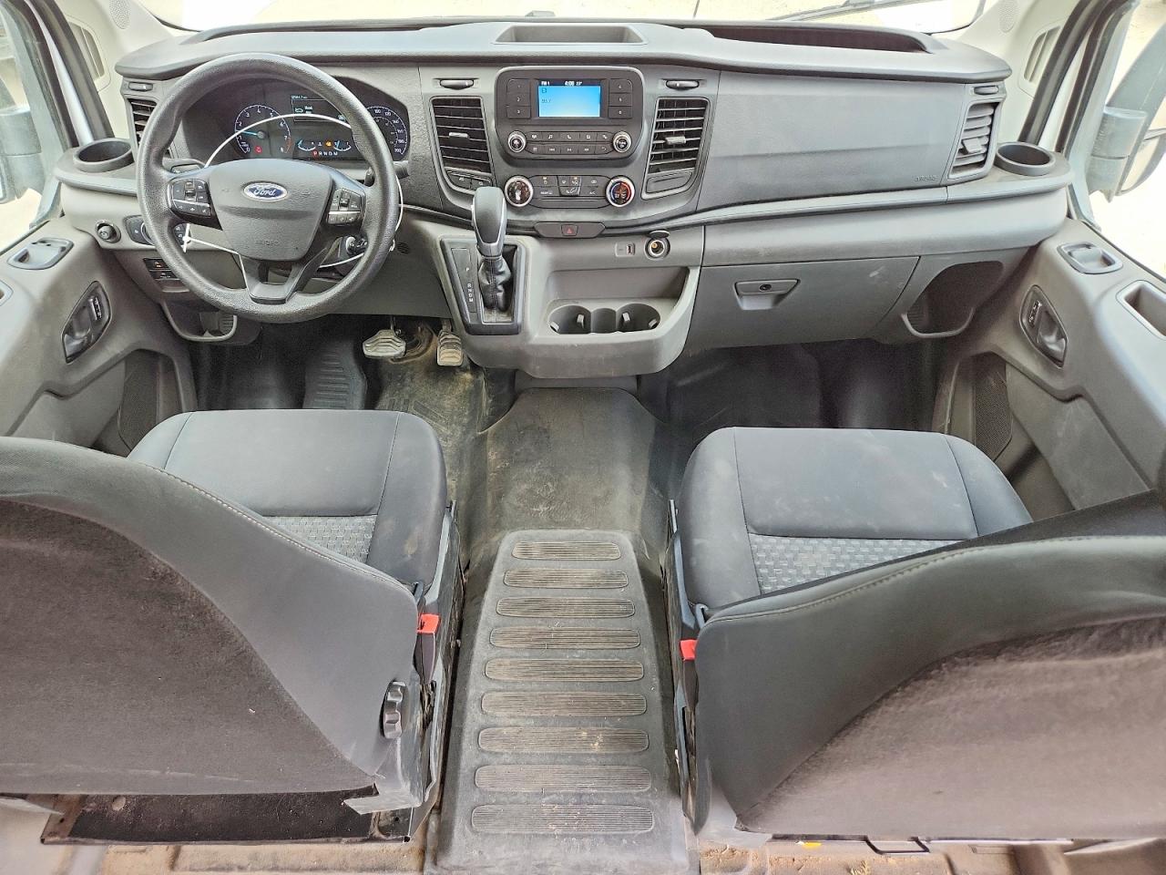 FORD TRANSIT 2023 — 9