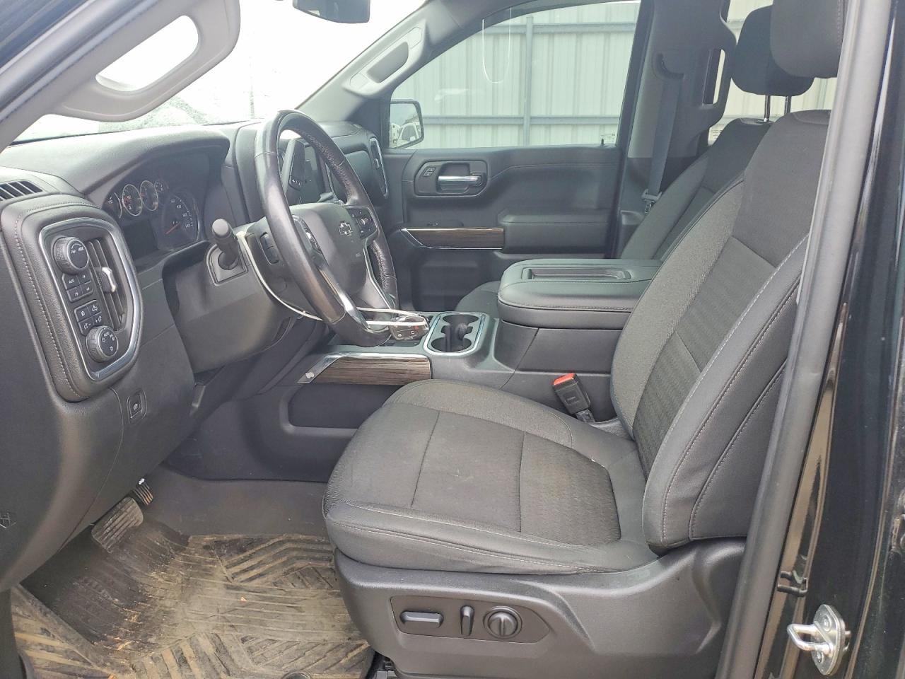 CHEVROLET SILVERADO 2020 — 8