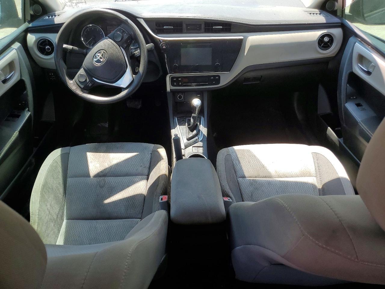 TOYOTA COROLLA 2018 — 9