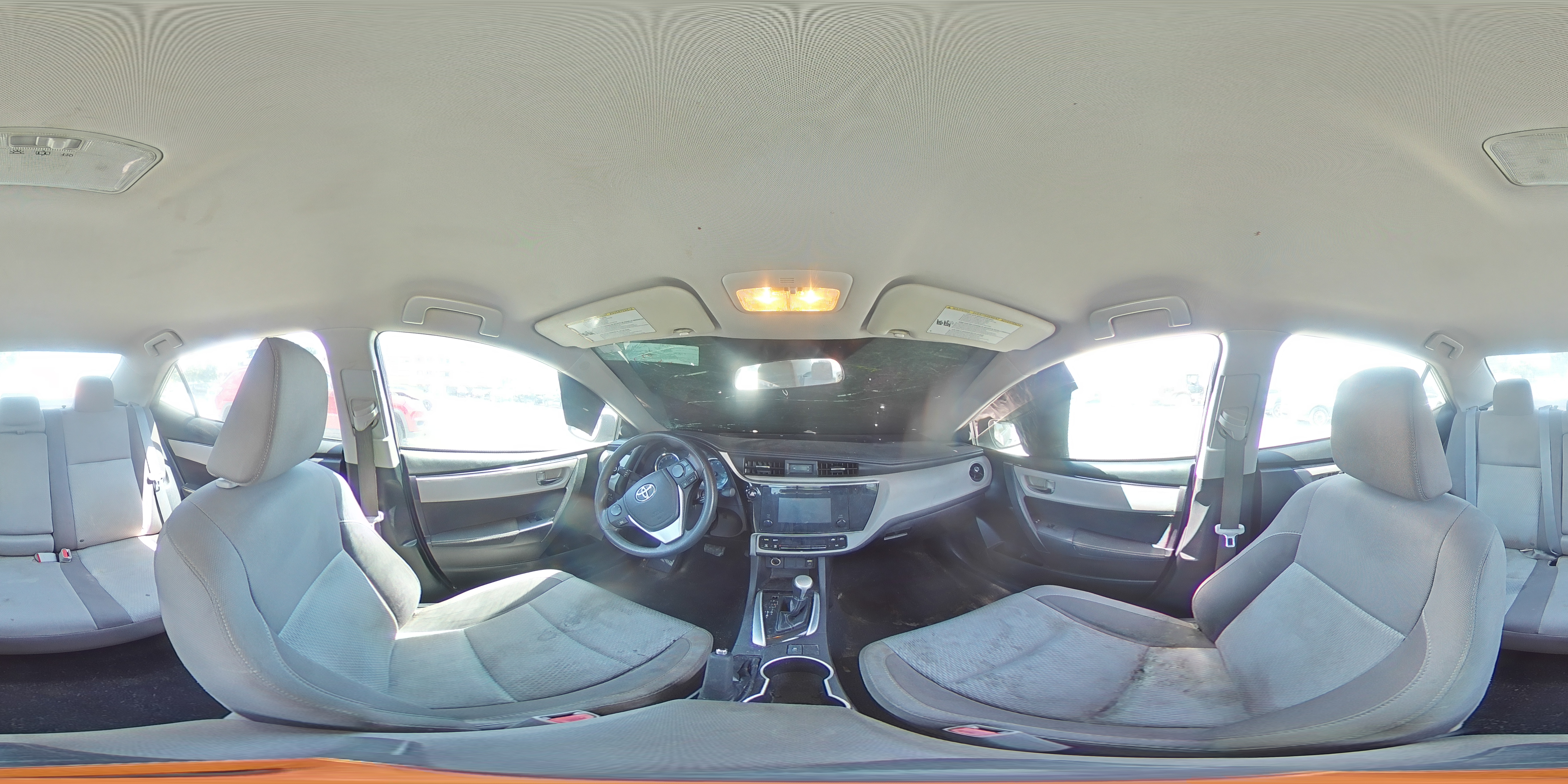 TOYOTA COROLLA 2018 — 14