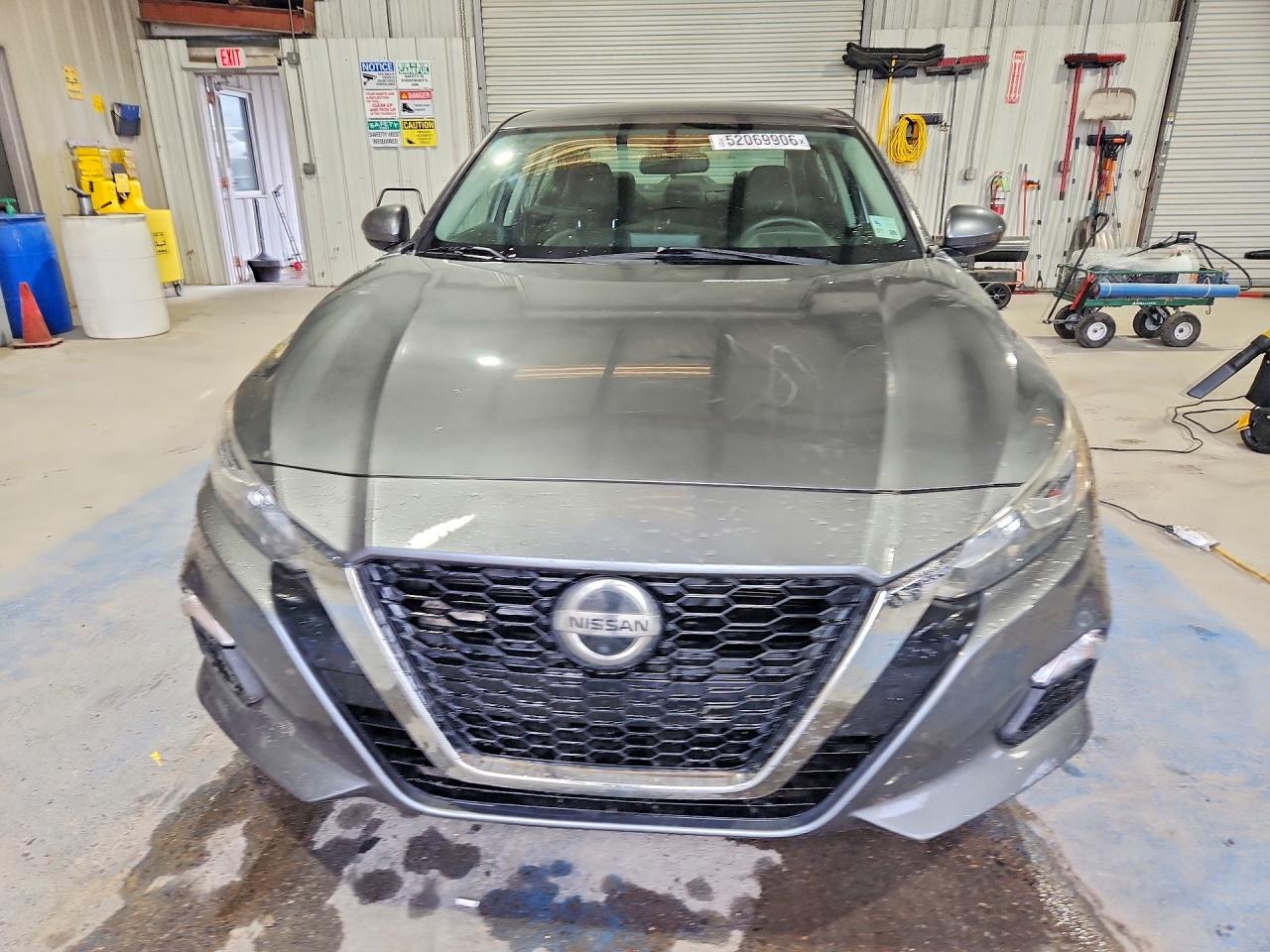 NISSAN ALTIMA 2019 — 6