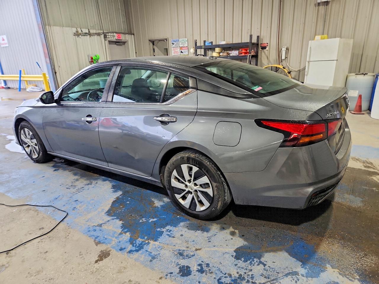 NISSAN ALTIMA 2019 — 3