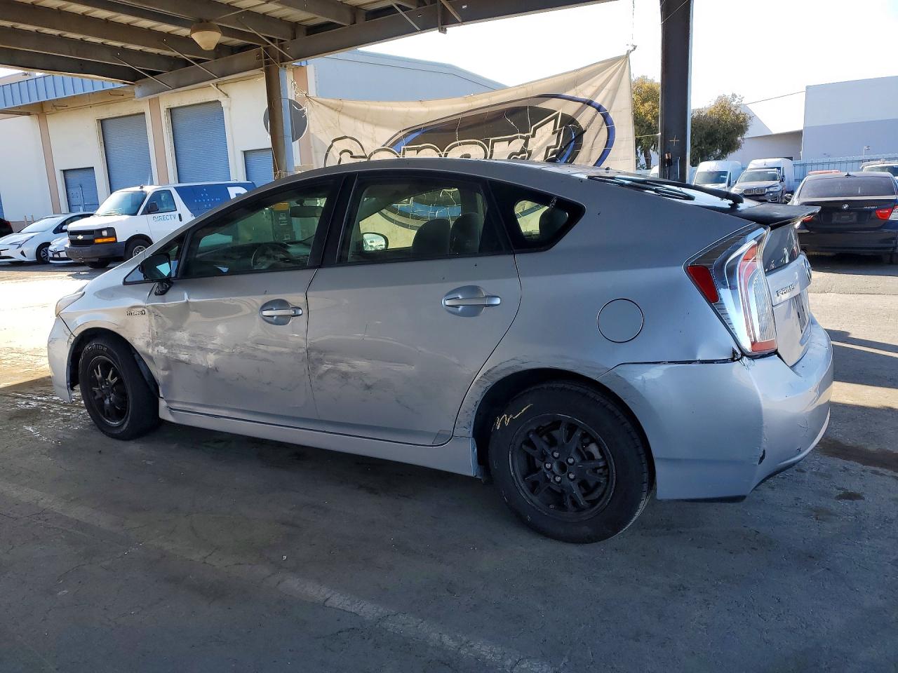 TOYOTA PRIUS 2013 — 3